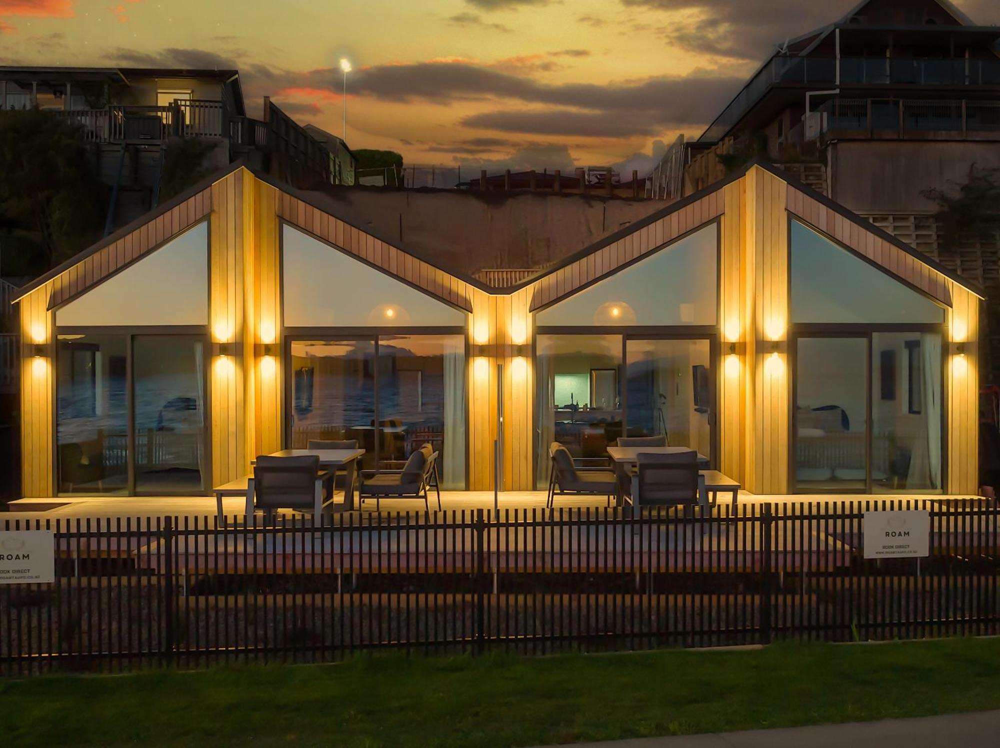 Brand New Lake Front Homes Spa Pool Lago Lago Taupo Exterior foto