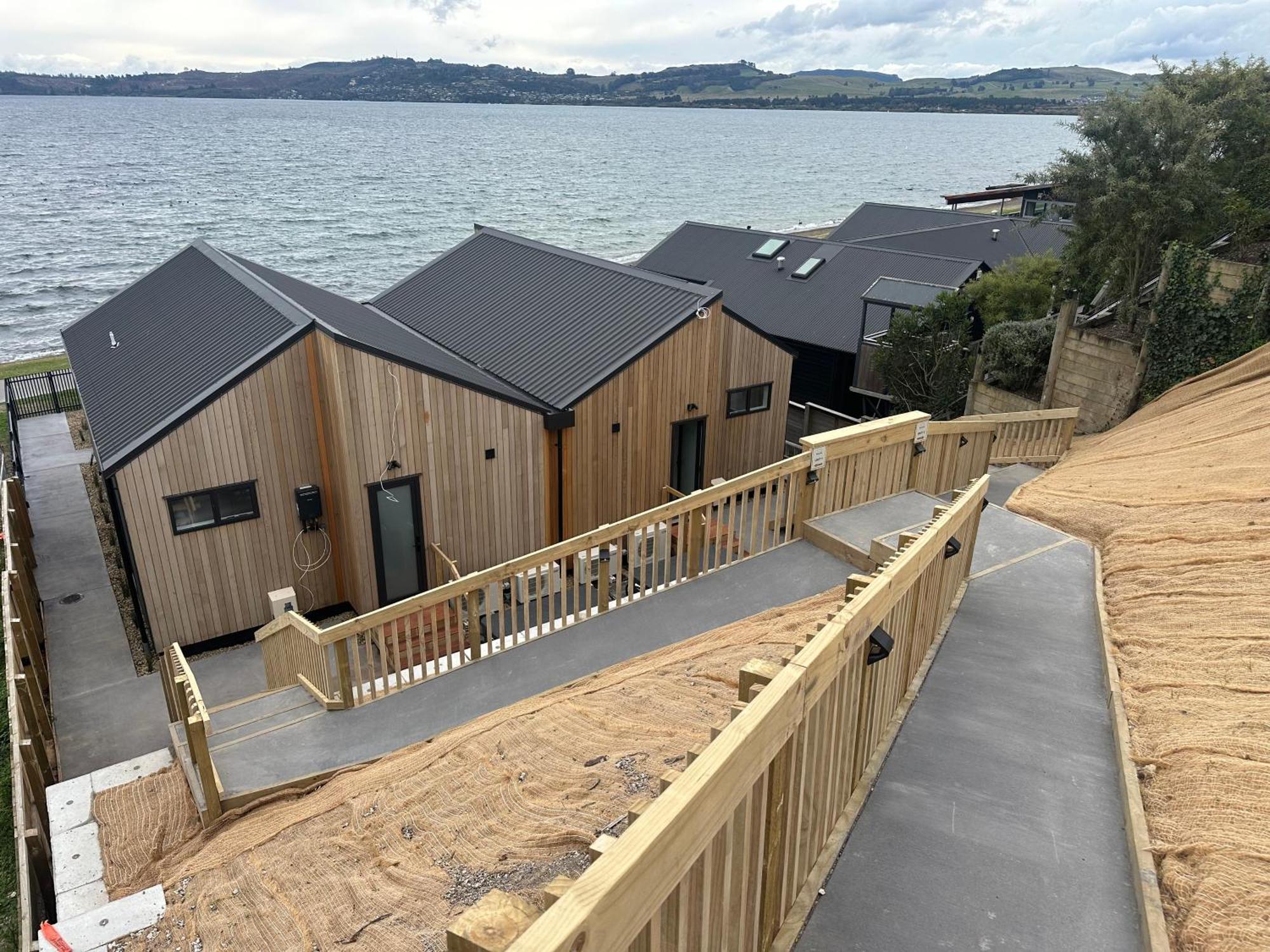 Brand New Lake Front Homes Spa Pool Lago Lago Taupo Exterior foto
